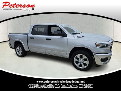 2026 RAM Ram 1500 RAM 1500 LONE STAR CREW CAB 4X2 5'7' BOX in Silver Zynith Exterior Paint — front three-quarter view