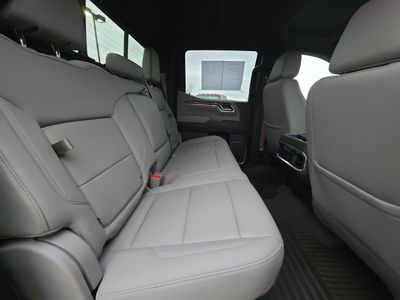 2023 Chevrolet Silverado 1500 — photo 14 view