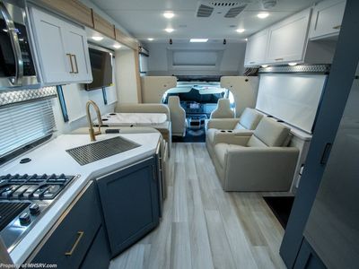 2026 Thor Motor Coach Quantum - Photo 3