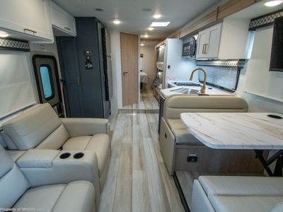 2026 Thor Motor Coach Quantum - Photo 7