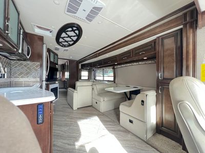 2021 Fleetwood SOUTHWIND - Photo 14