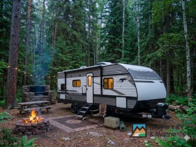 2024 Heartland Trail Runner 251BH — front three-quarter view