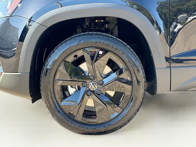 2026 Volkswagen Taos - Photo 42