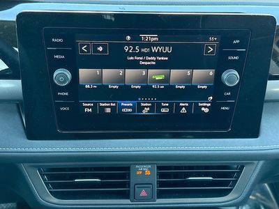 2026 Volkswagen Taos - Photo 32