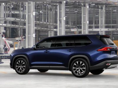 2026 Toyota Grand Highlander Hybrid - Photo 7