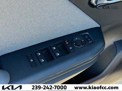 2025 Kia K4 — photo 20 view