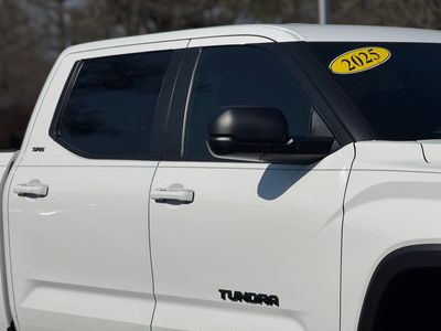 2025 Toyota Tundra SR5 CrewMax — photo 8 view