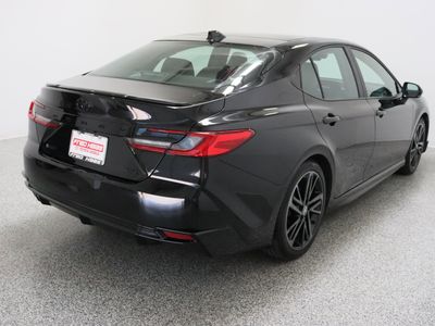 2025 Toyota Camry FWD - Photo 7