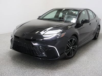 2025 Toyota Camry FWD - Photo 2