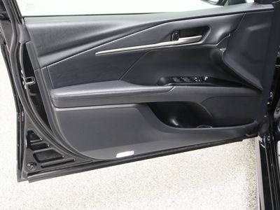 2025 Toyota Camry FWD - Photo 12