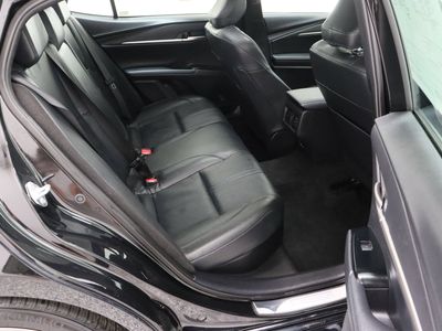 2025 Toyota Camry FWD - Photo 37
