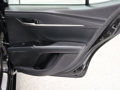 2025 Toyota Camry FWD - Photo 36