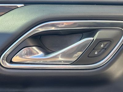 2023 Chevrolet Tahoe - Photo 7
