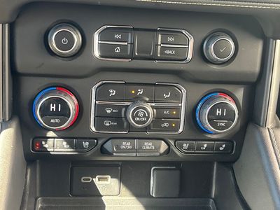2023 Chevrolet Tahoe - Photo 12