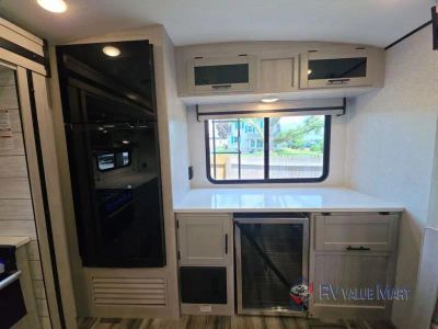 2024 CrossRoads RV Sunset Trail — photo 19 view