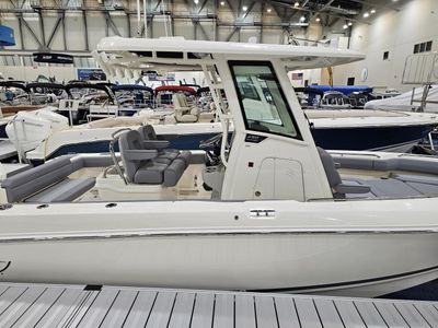 2025 Boston Whaler 250 OUTRAGE - Photo 4