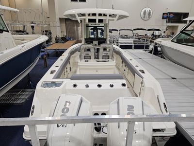 2025 Boston Whaler 250 OUTRAGE - Photo 3