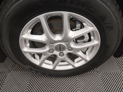 2023 Chrysler Pacifica — photo 10 view
