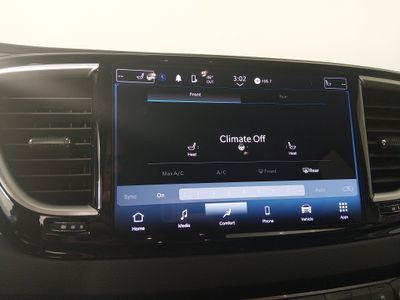 2023 Chrysler Pacifica — photo 18 view