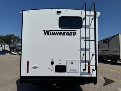 2026 Winnebago Thrive - Photo 6