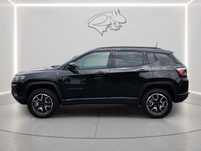 2025 Jeep Compass — side profile view