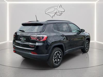2025 Jeep Compass — detail view
