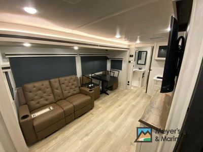 2025 Forest River RV Surveyor - Photo 5