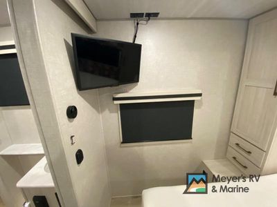 2025 Forest River RV Surveyor - Photo 17