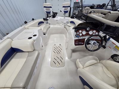 2010 Tahoe 215 Xi - Photo 16
