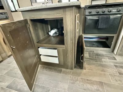 2019 Keystone Rv Bullet trailer — photo 7 view