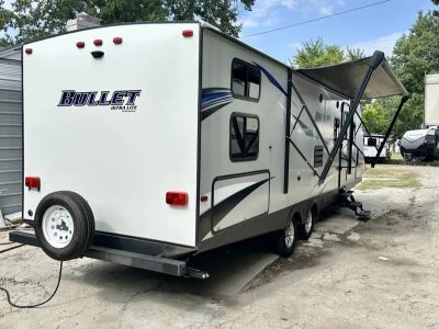 2019 Keystone Rv Bullet trailer — photo 19 view