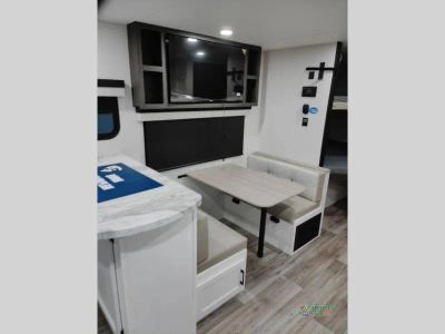 2026 Venture RV Stratus — photo 30 view