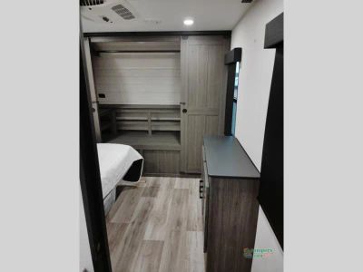 2026 Venture RV Stratus — photo 42 view