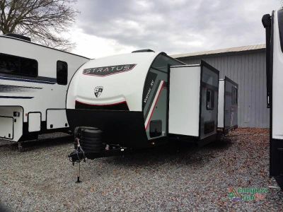 2026 Venture RV Stratus — rear three-quarter view