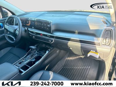 2026 Kia Sorento — photo 7 view