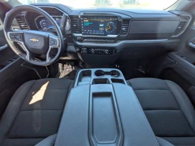 2023 Chevrolet Silverado 1500 — photo 12 view
