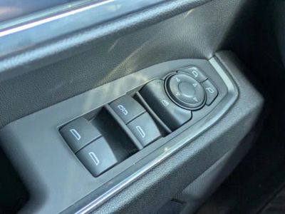 2023 Chevrolet Silverado 1500 — photo 18 view