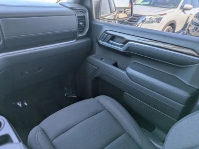 2023 Chevrolet Silverado 1500 — photo 14 view