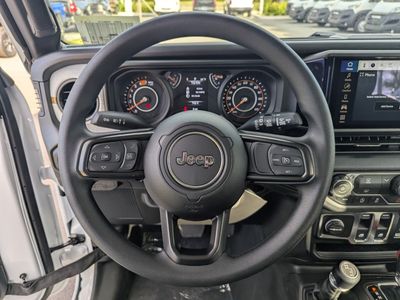 2026 Jeep Wrangler — photo 14 view