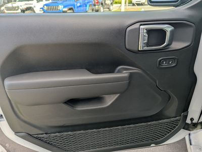 2026 Jeep Wrangler — photo 12 view