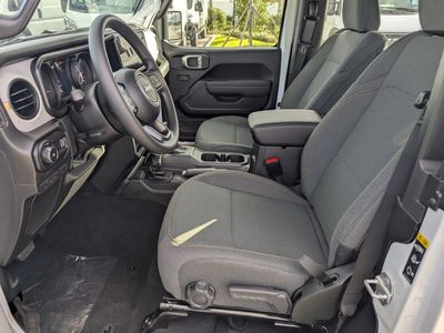 2026 Jeep Wrangler — photo 10 view