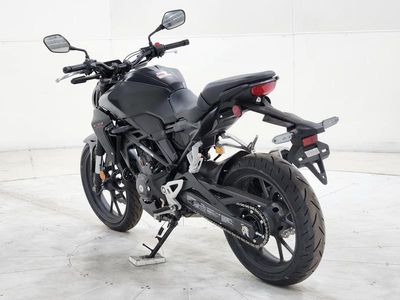 2025 Honda CB300R - Photo 4