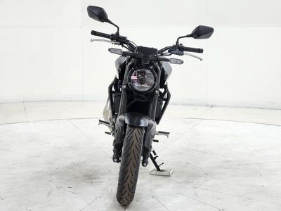 2025 Honda CB300R - Photo 3
