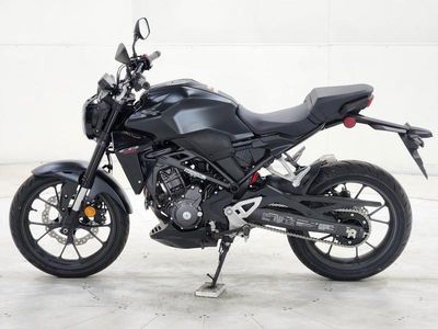2025 Honda CB300R - Photo 7