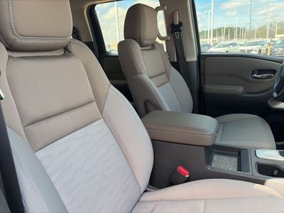 2022 Nissan Frontier — photo 20 view