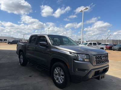 2022 Nissan Frontier — detail view