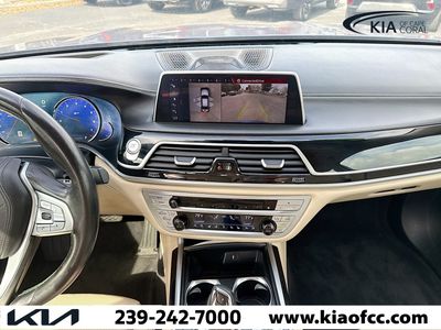 2018 BMW 7 Series - Photo 18