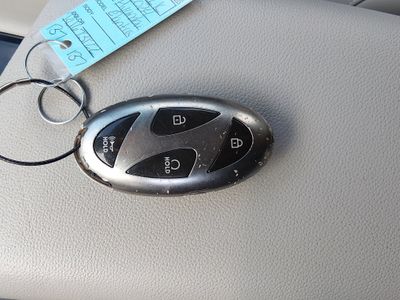 2024 Hyundai Elantra — photo 15 view