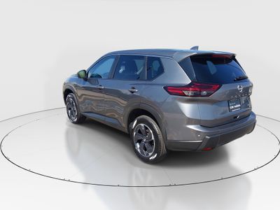 2025 Nissan Rogue — detail view