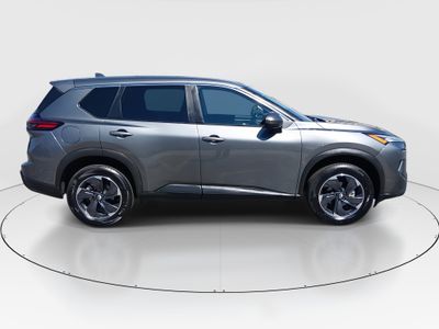 2025 Nissan Rogue — photo 8 view